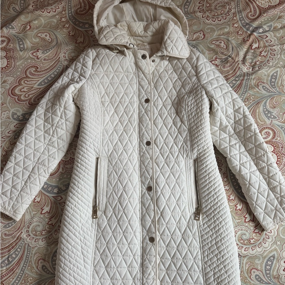 🌟Used LIKE NEW condition Michael Kors Quilted  Jacket, Size S, ivory/off white